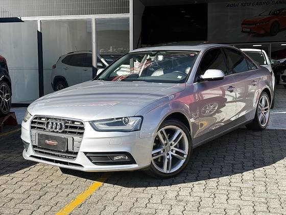 AUDI A4 1.8 TFSI AMBIENTE GASOLINA 4P MULTITRONIC AUDI A4 1.8 TFSI AMBIENTE GASOLINA 4P MULTITRONIC